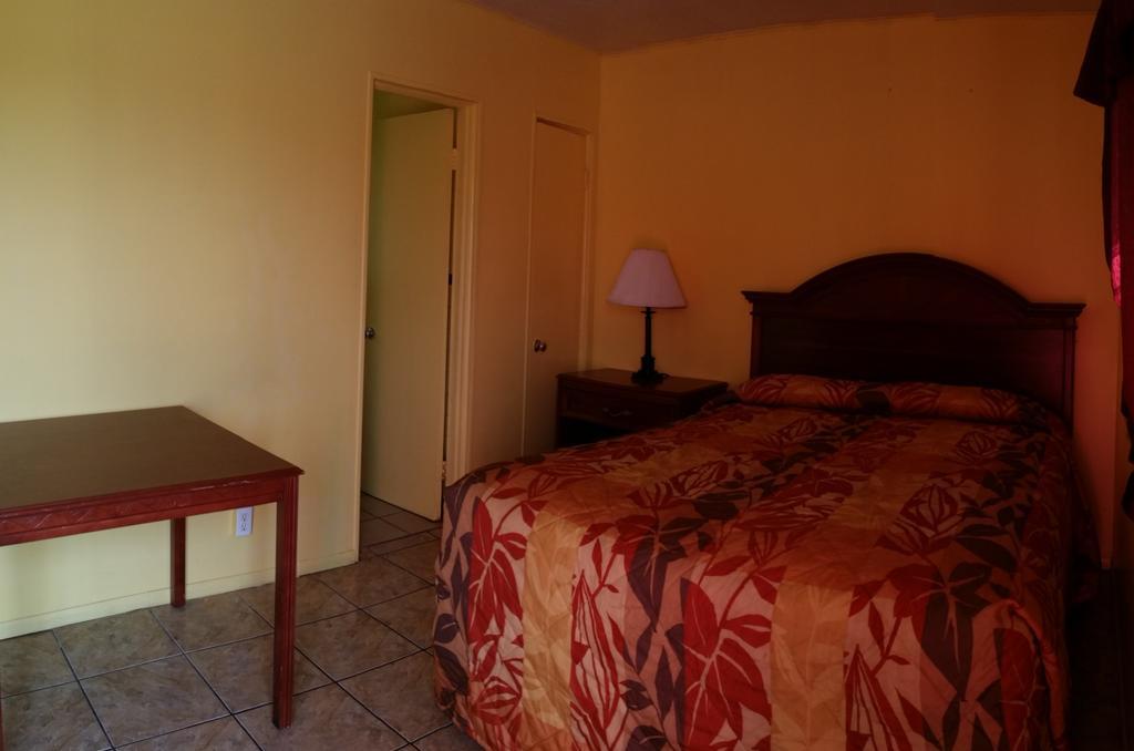 Twi Light Motel Holly Hill Exterior photo
